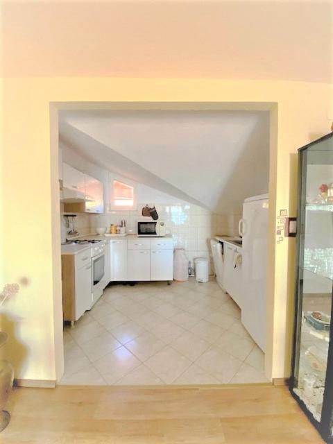 Amarante Apartments Каштела Экстерьер фото