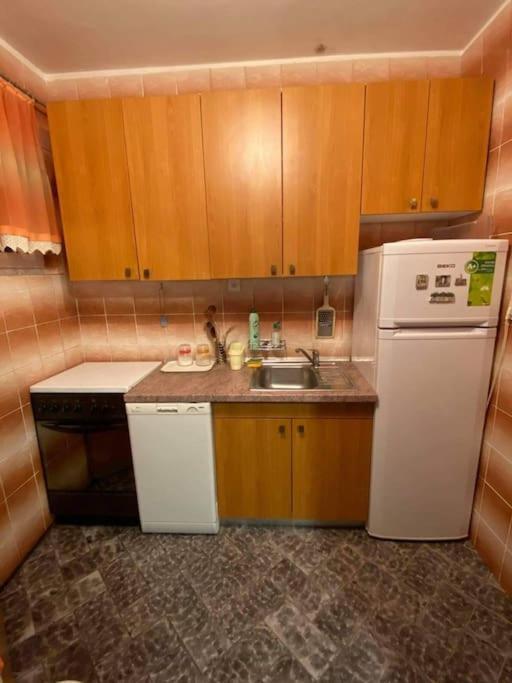 Amarante Apartments Каштела Экстерьер фото